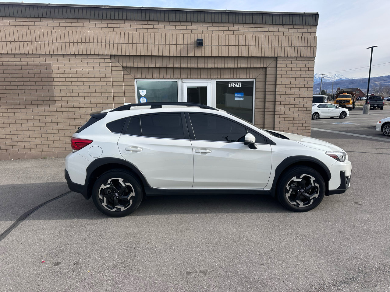 Used 2022 Subaru Crosstrek 2.5i Limited w/ Moonroof Package 2 image 2
