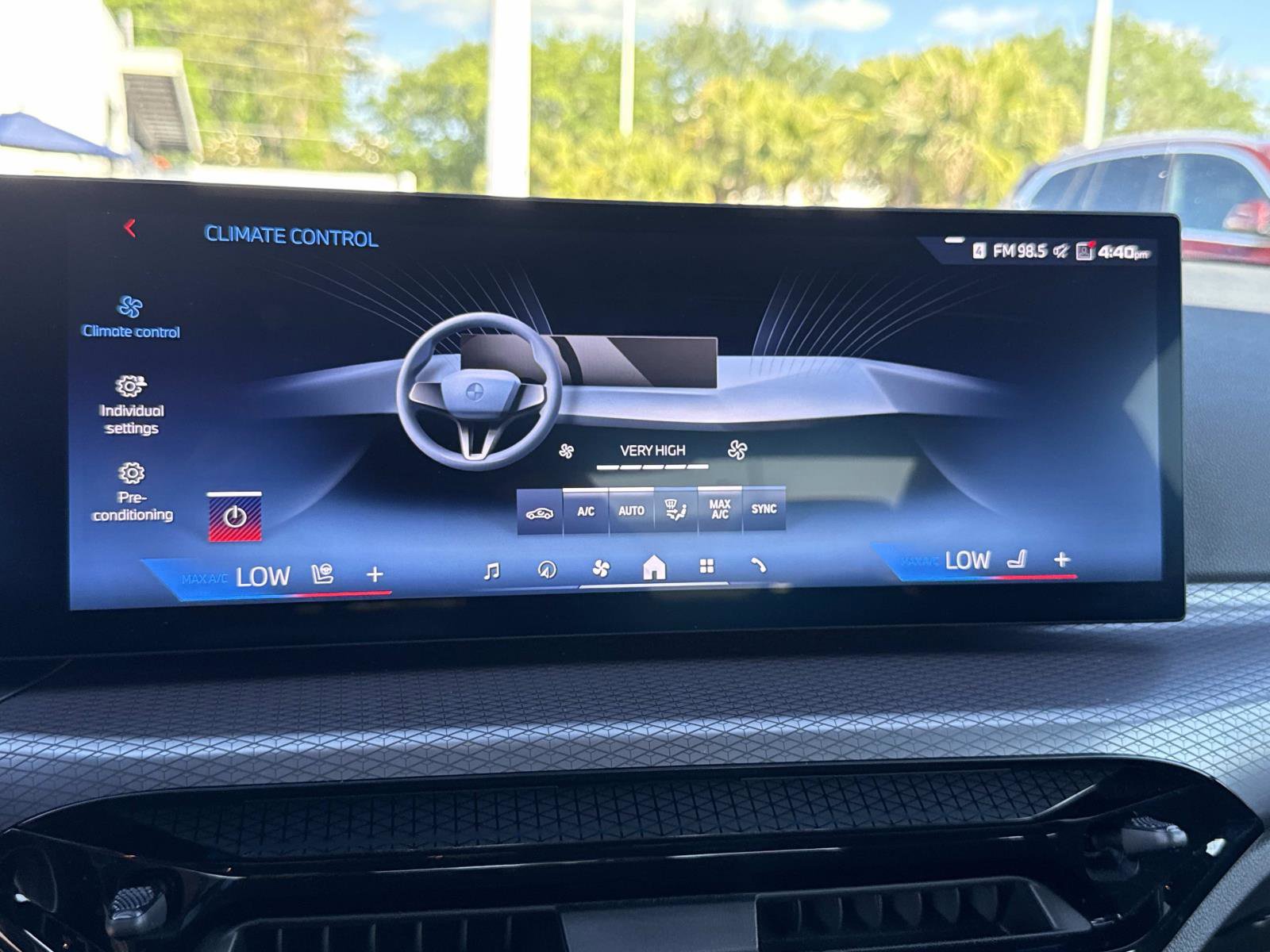 Used 2025 BMW M340i image 25