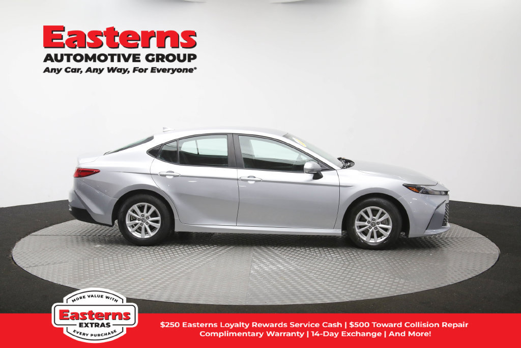 Used 2025 Toyota Camry LE FWD image 46