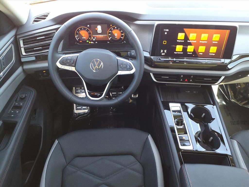 New 2026 Volkswagen Atlas Peak Edition image 13
