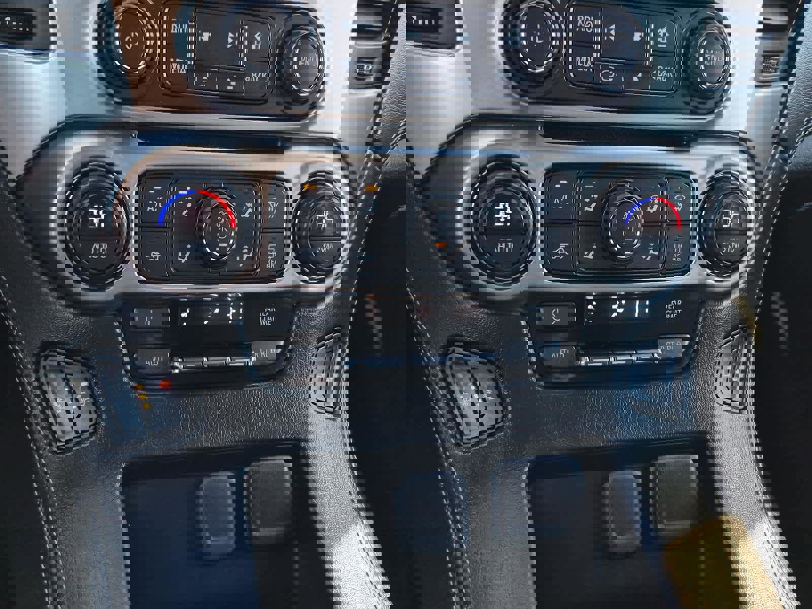 Used 2017 Chevrolet Tahoe LT image 37