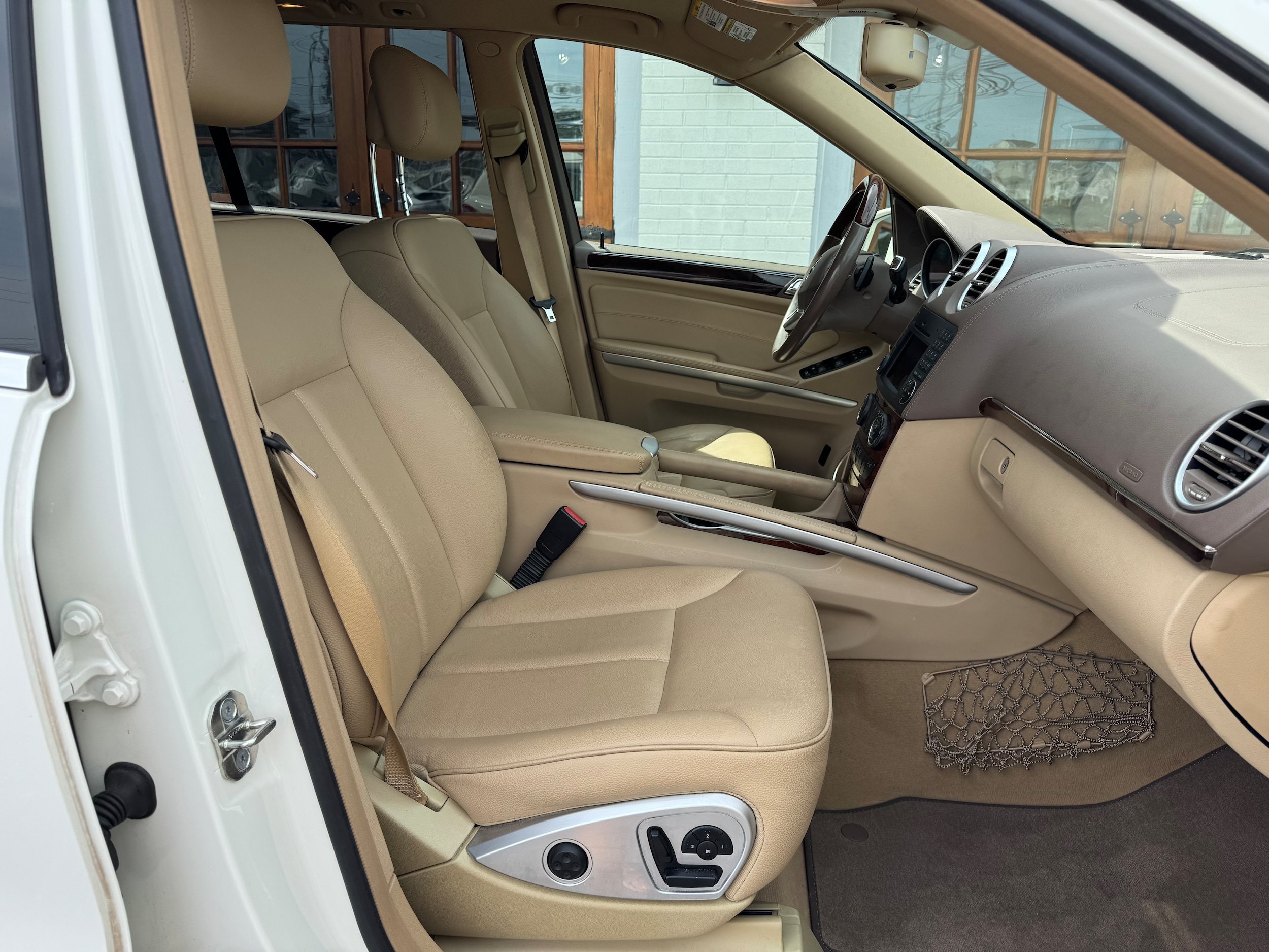 Used 2012 Mercedes-Benz GL 450 4MATIC image 23