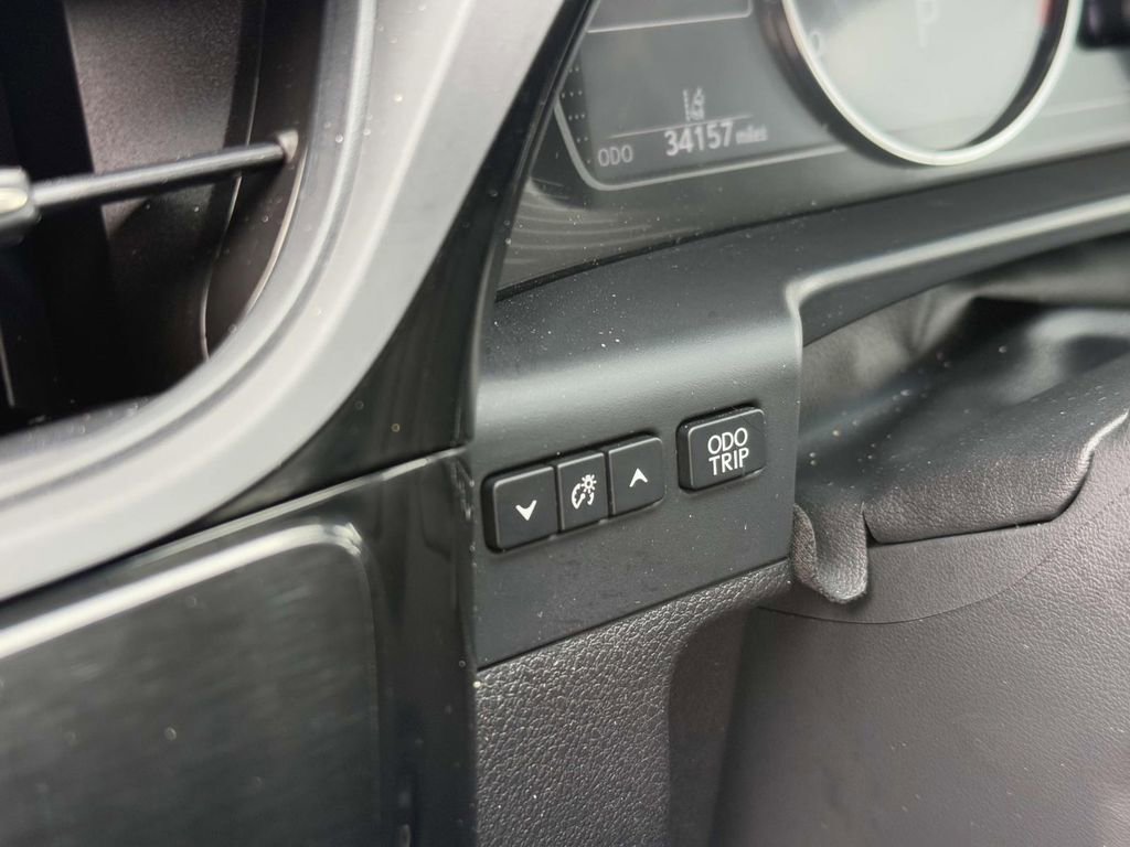 Used 2022 Lexus ES 350 w/ Premium Package image 22