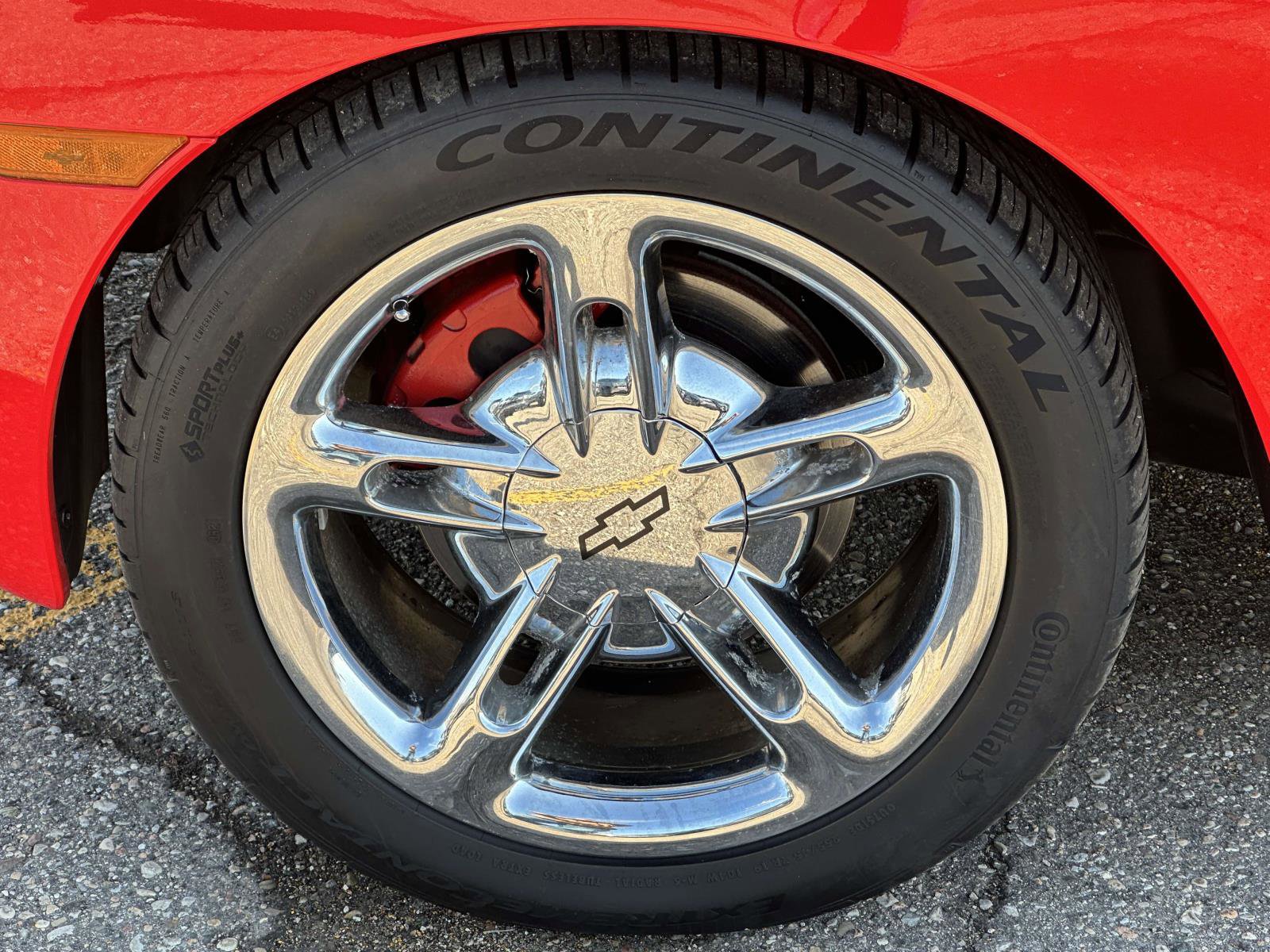 Used 2003 Chevrolet SSR w/ Preferred Equipment Group image 9