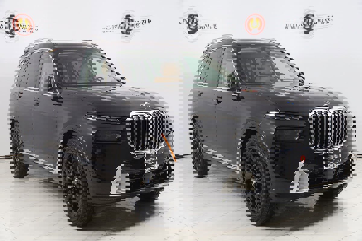 Used 2023 BMW X7 xDrive40i w/ Premium Package image 21