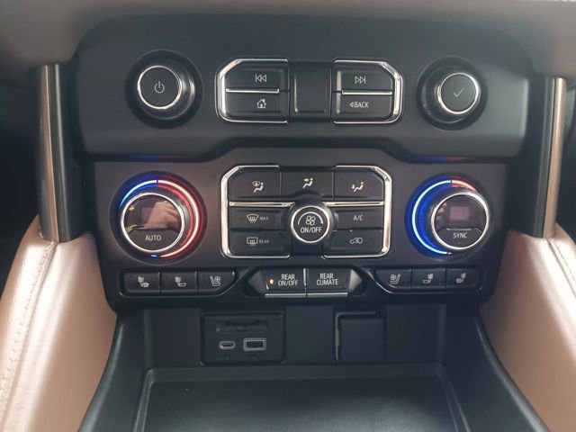 Used 2021 Chevrolet Suburban High Country image 22