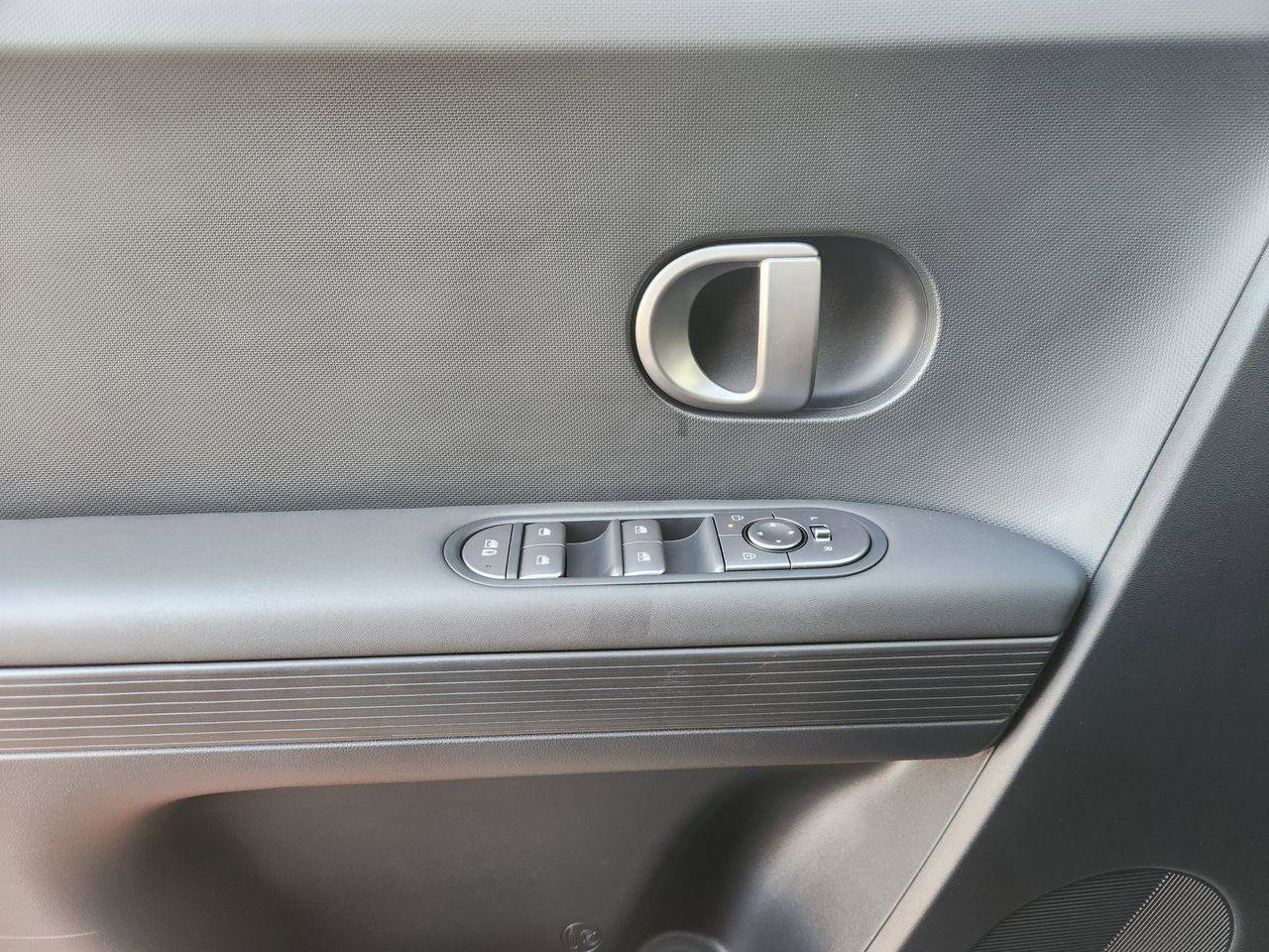 New 2026 Hyundai Ioniq 5 SEL image 22