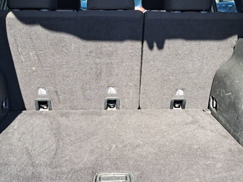 Used 2023 Jeep Compass Sport image 25