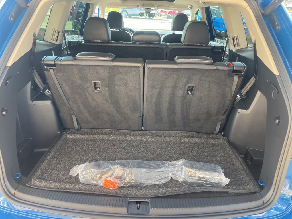 Certified 2025 Volkswagen Atlas SEL image 14