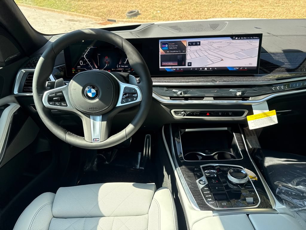 New 2027 BMW X7 xDrive40i w/ M Sport Package AWD/4WD image 19