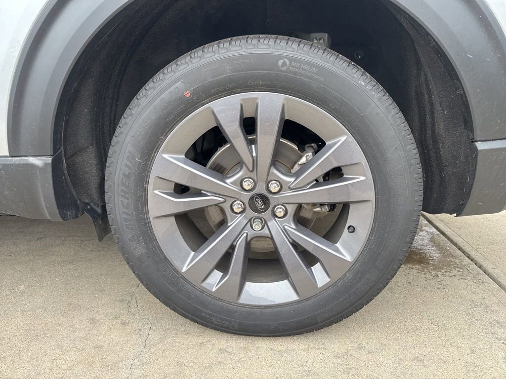 New 2025 Ford Explorer Active w/ Active Comfort Package image 38