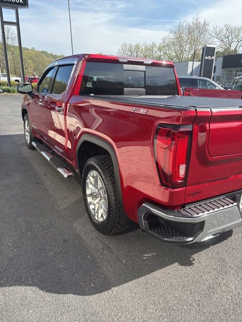 Used 2021 GMC Sierra 1500 SLT AWD/4WD image 15