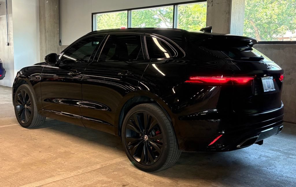 Used 2024 Jaguar F-PACE R-Dynamic S AWD/4WD image 3