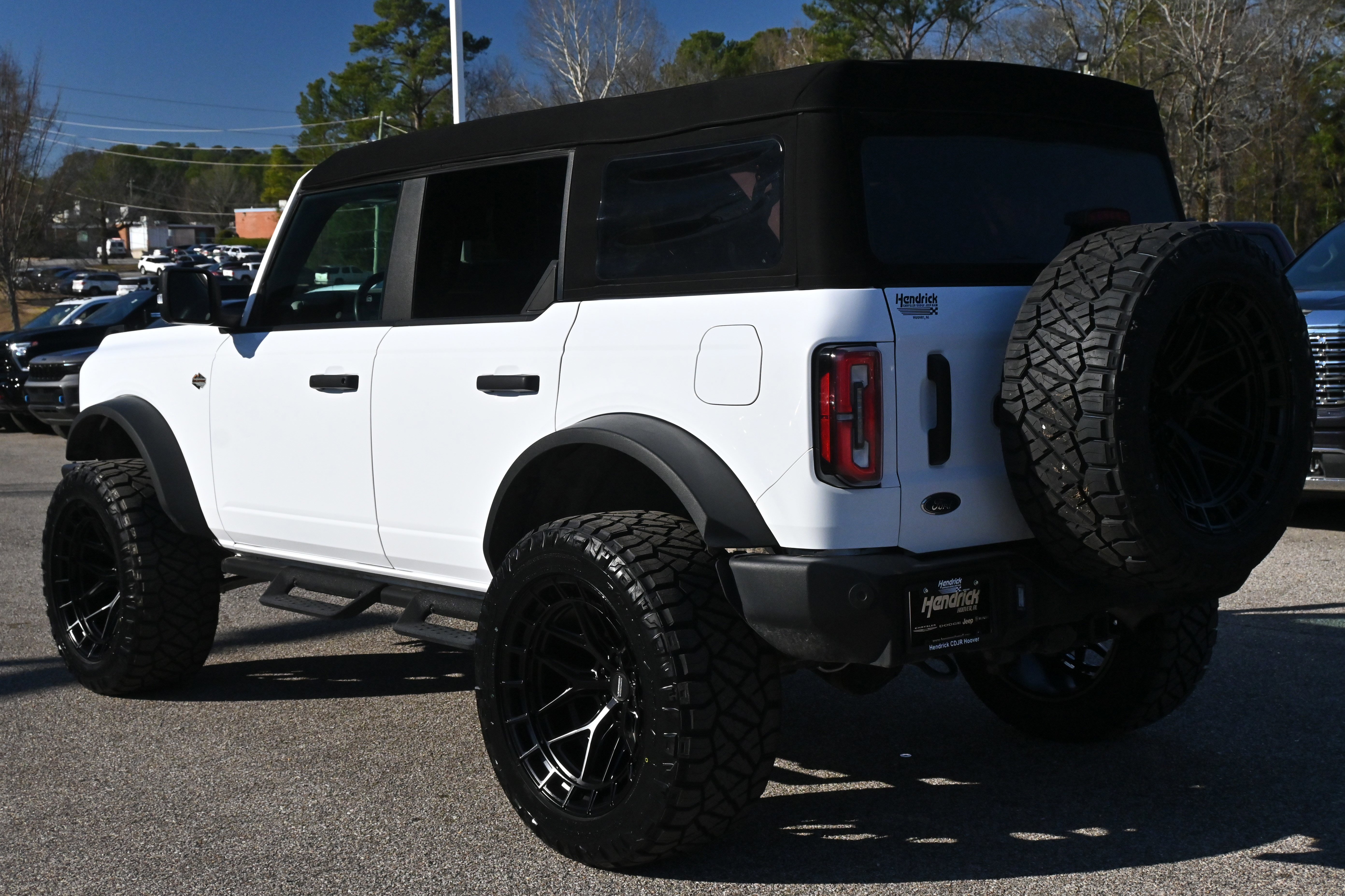 Used 2023 Ford Bronco Wildtrak image 12