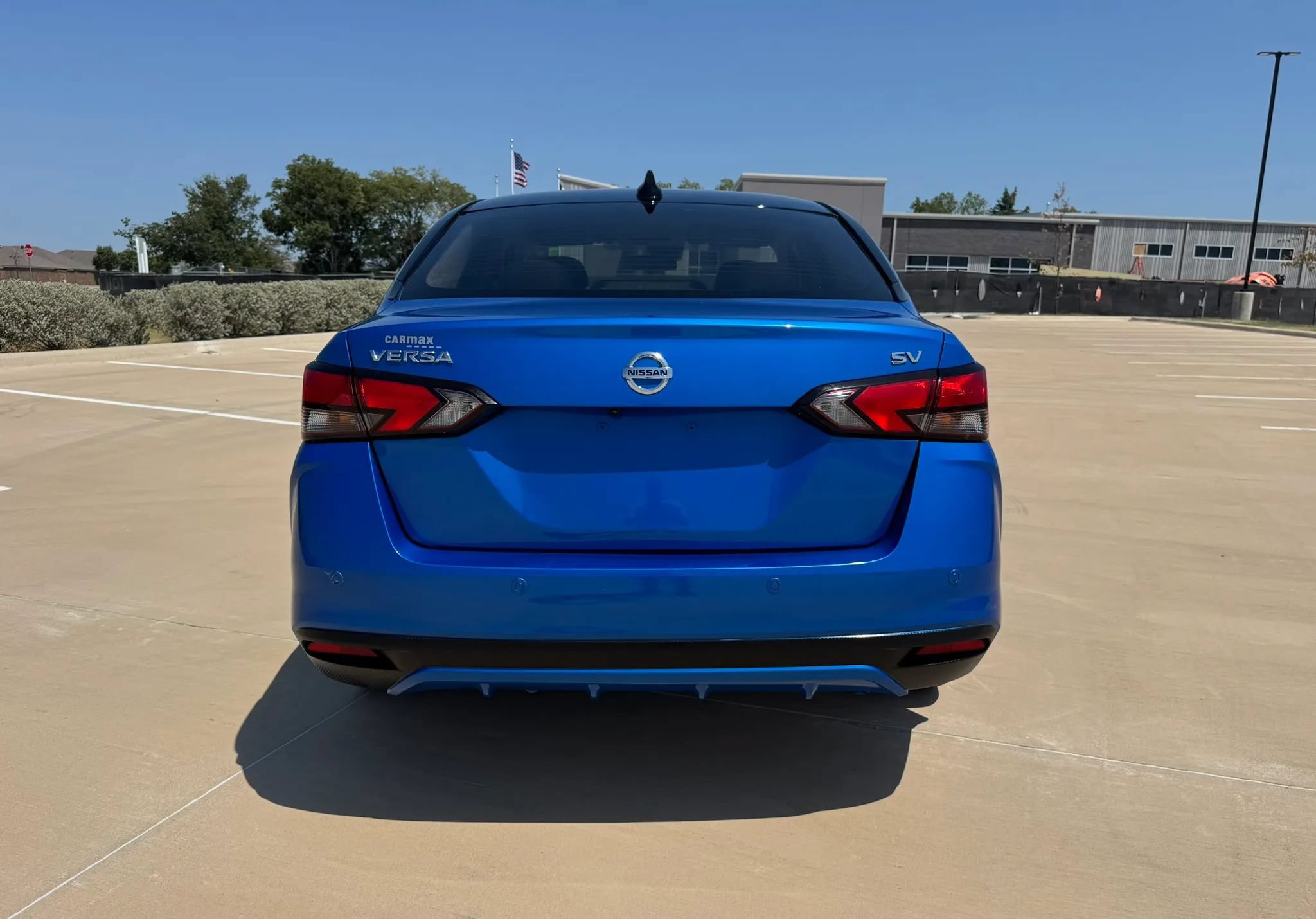 Used 2021 Nissan Versa SV FWD image 5