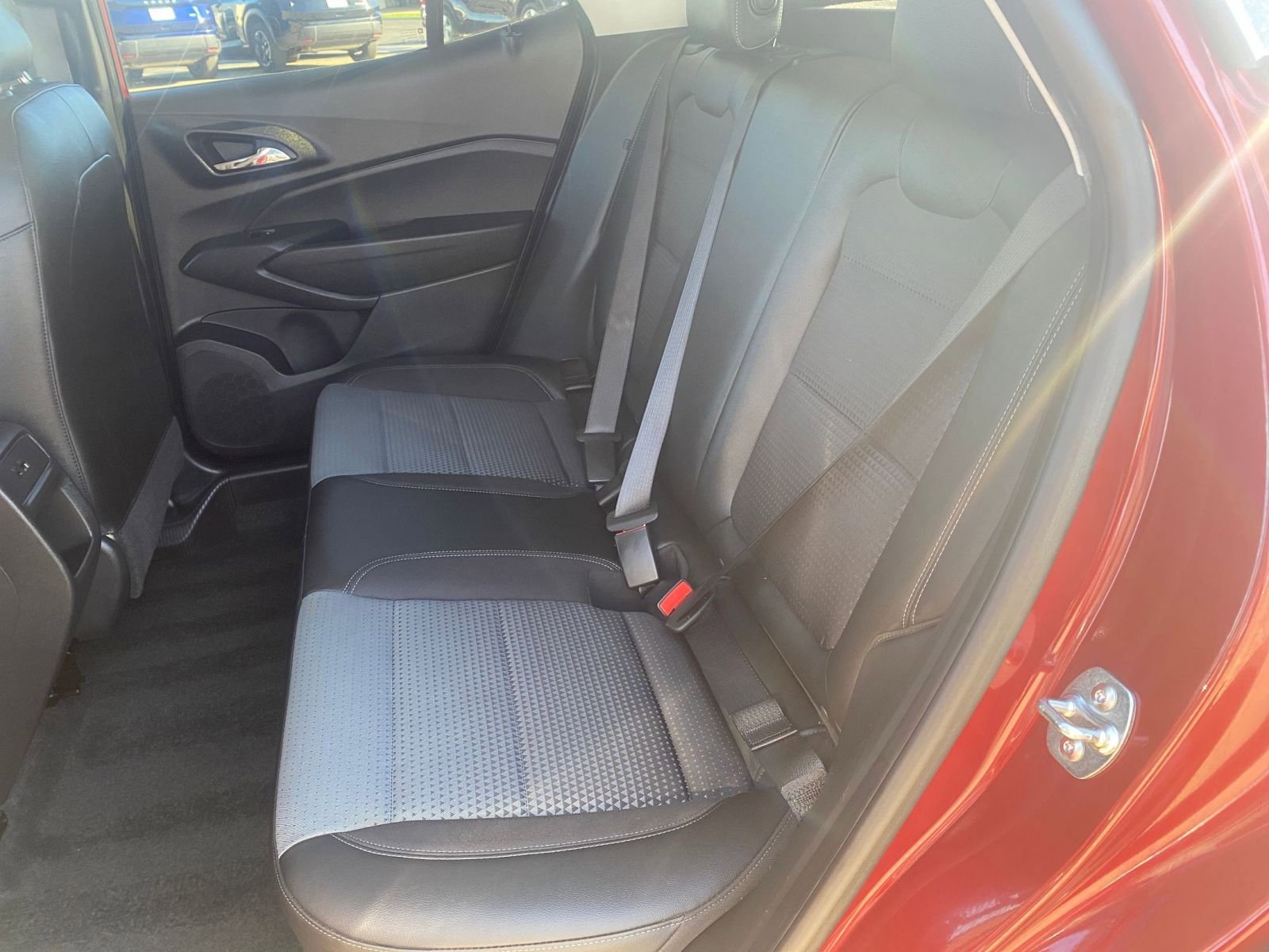 Used 2025 Chevrolet Trax LT image 25