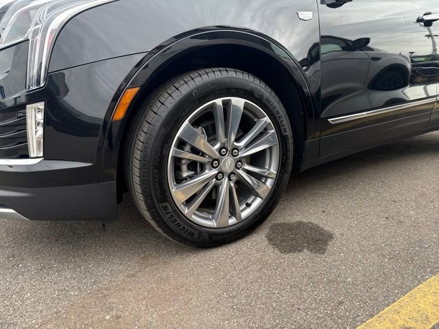 Used 2025 Cadillac XT5 Premium Luxury w/ LPO, Floor Liner Package image 28