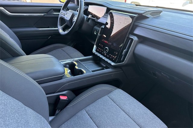 Used 2025 GMC Acadia Elevation image 16