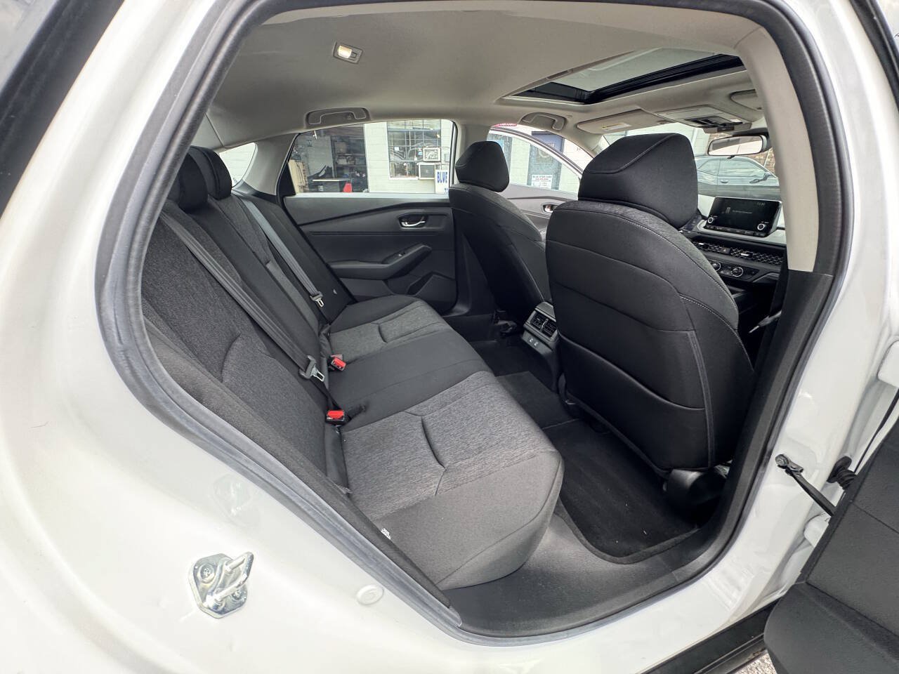 Used 2025 Honda Accord SE image 40
