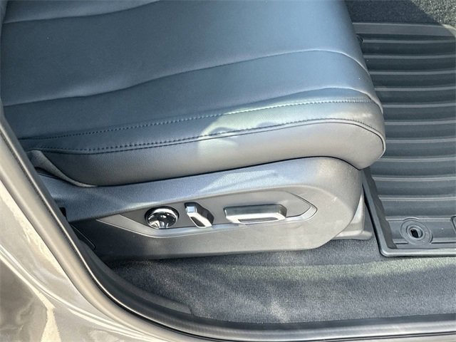 New 2025 Acura MDX FWD image 43