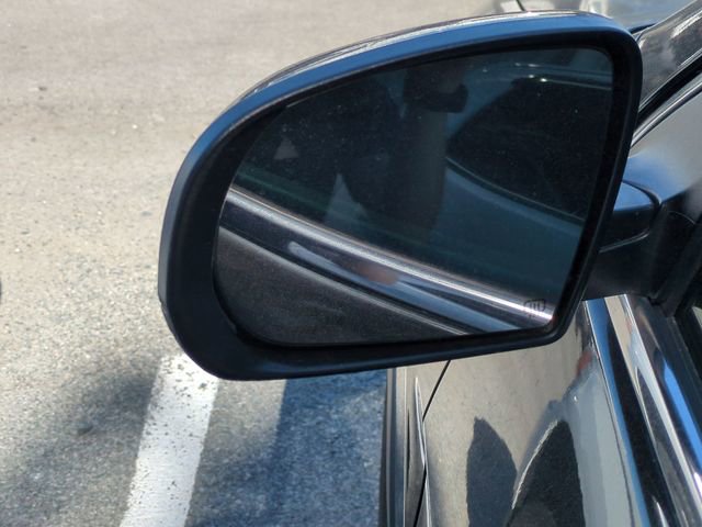 Used 2022 Jeep Cherokee Limited AWD/4WD image 11