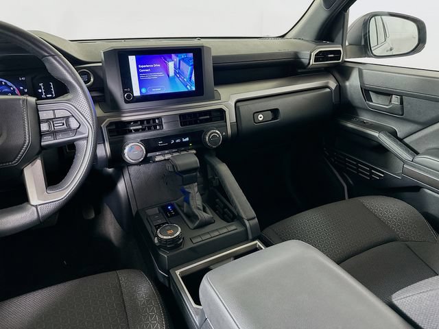 Certified 2025 Toyota 4Runner SR5 AWD/4WD image 26