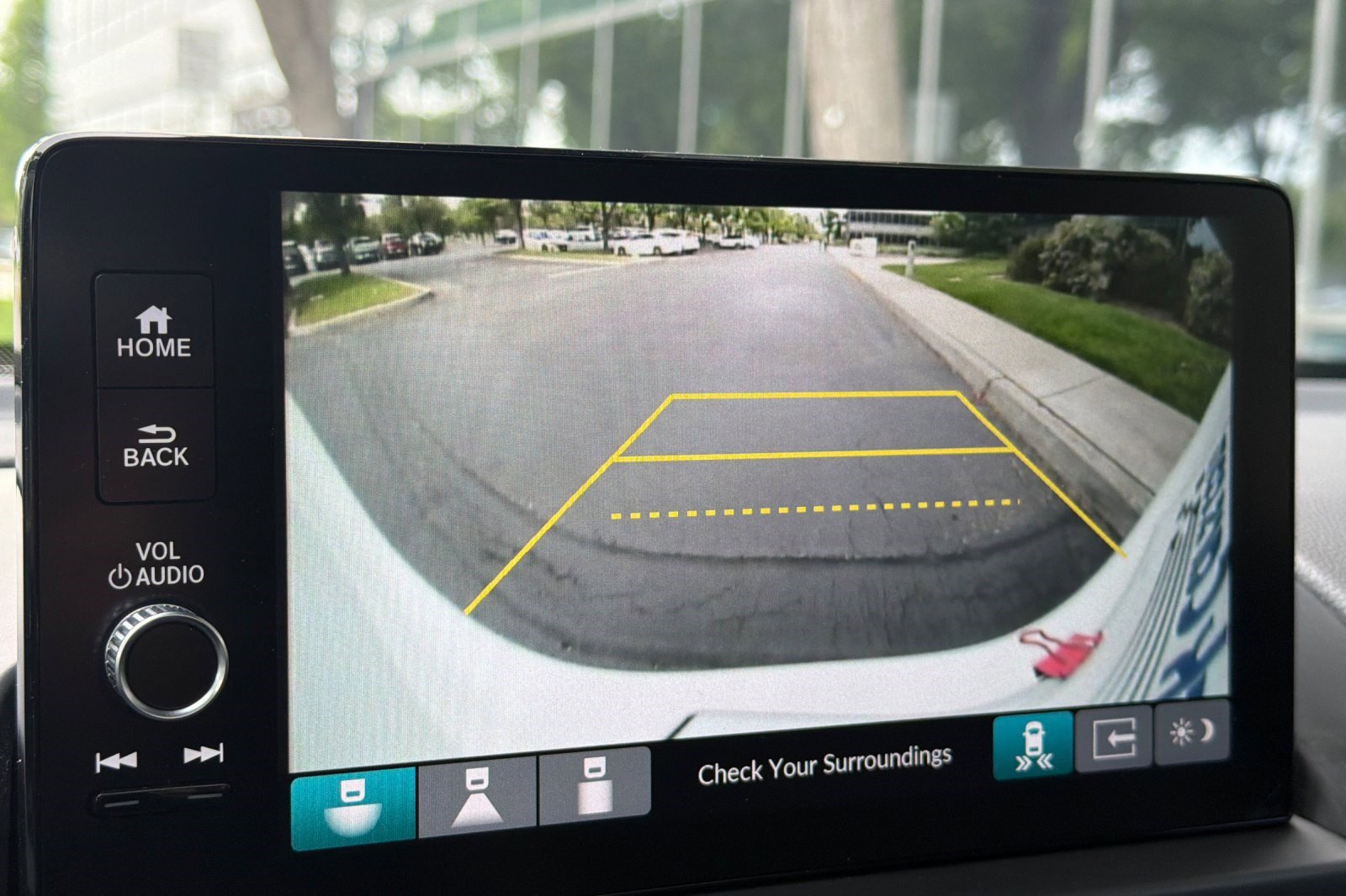 Used 2025 Honda Pilot Touring image 26