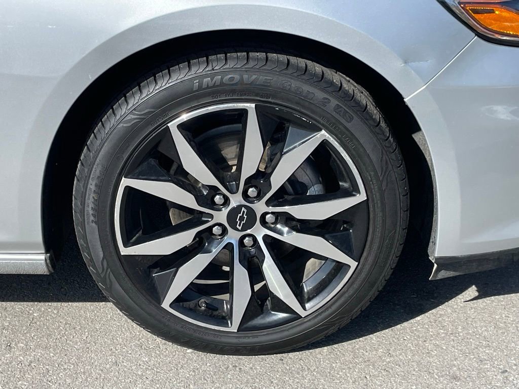 Used 2021 Chevrolet Malibu RS image 31