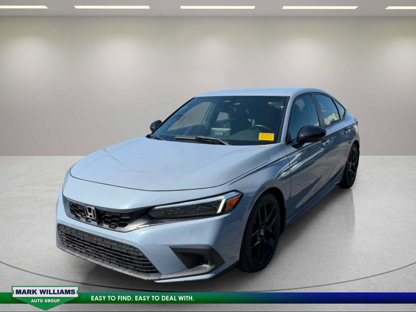 Used 2023 Honda Civic Sport image 2