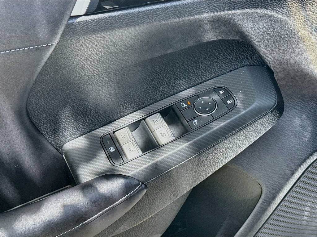 New 2026 Mitsubishi Outlander LE FWD image 18