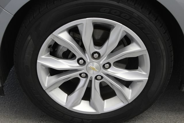 Used 2023 Chevrolet Malibu LT FWD image 6