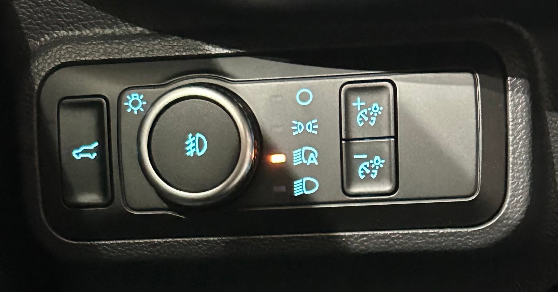 New 2026 Ford Explorer Active w/ Active Comfort Package AWD/4WD image 78