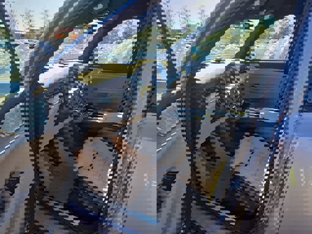 New 2026 Volvo EX90 Ultra image 11