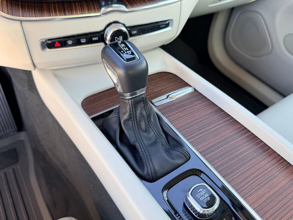 Used 2020 Volvo XC60 T5 Inscription w/ Protection Package Premier image 24