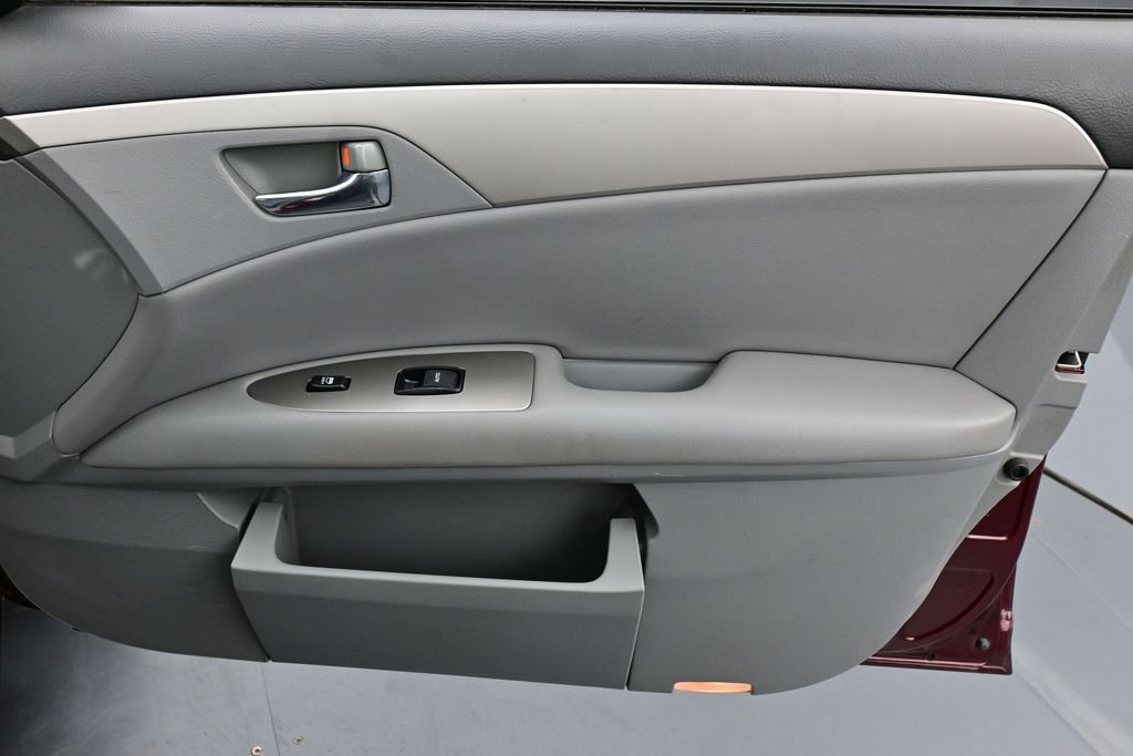 Used 2009 Toyota Avalon FWD image 34