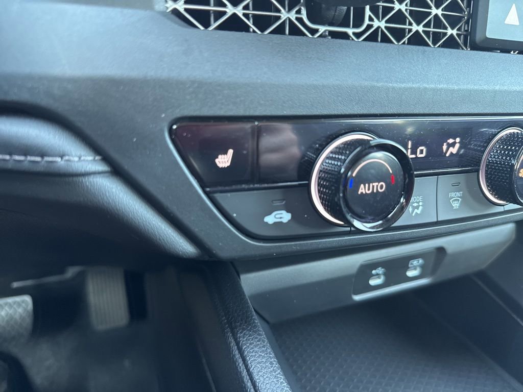 Certified 2023 Honda Accord EX image 28
