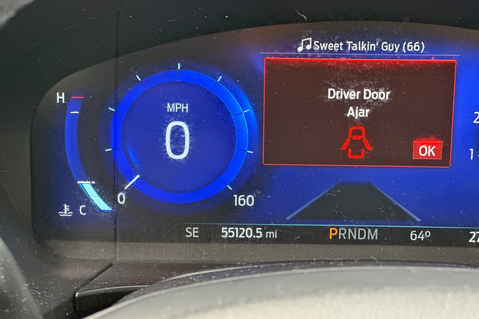 Used 2020 Ford Escape Titanium w/ Titanium Premium Package 2.0 AWD/4WD image 32