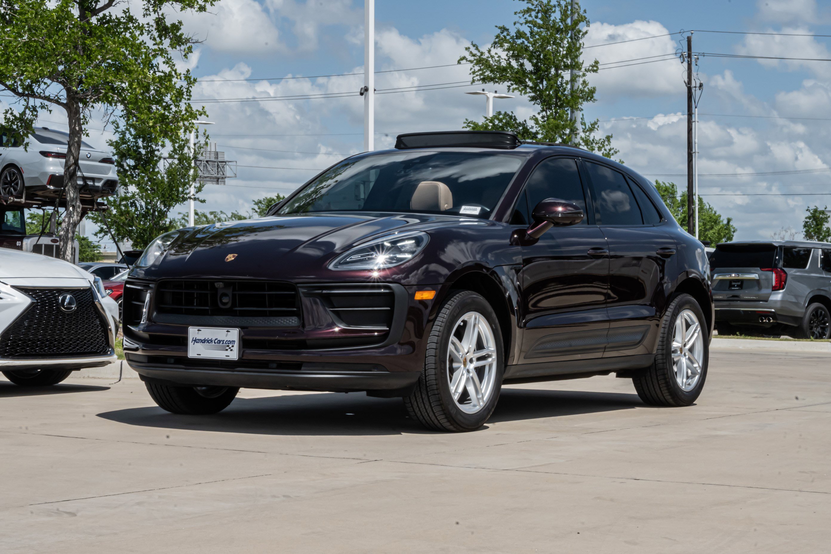 Used 2024 Porsche Macan image 5