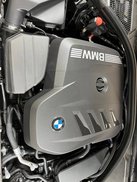 New 2025 BMW 330i xDrive Sedan w/ Premium Package image 25