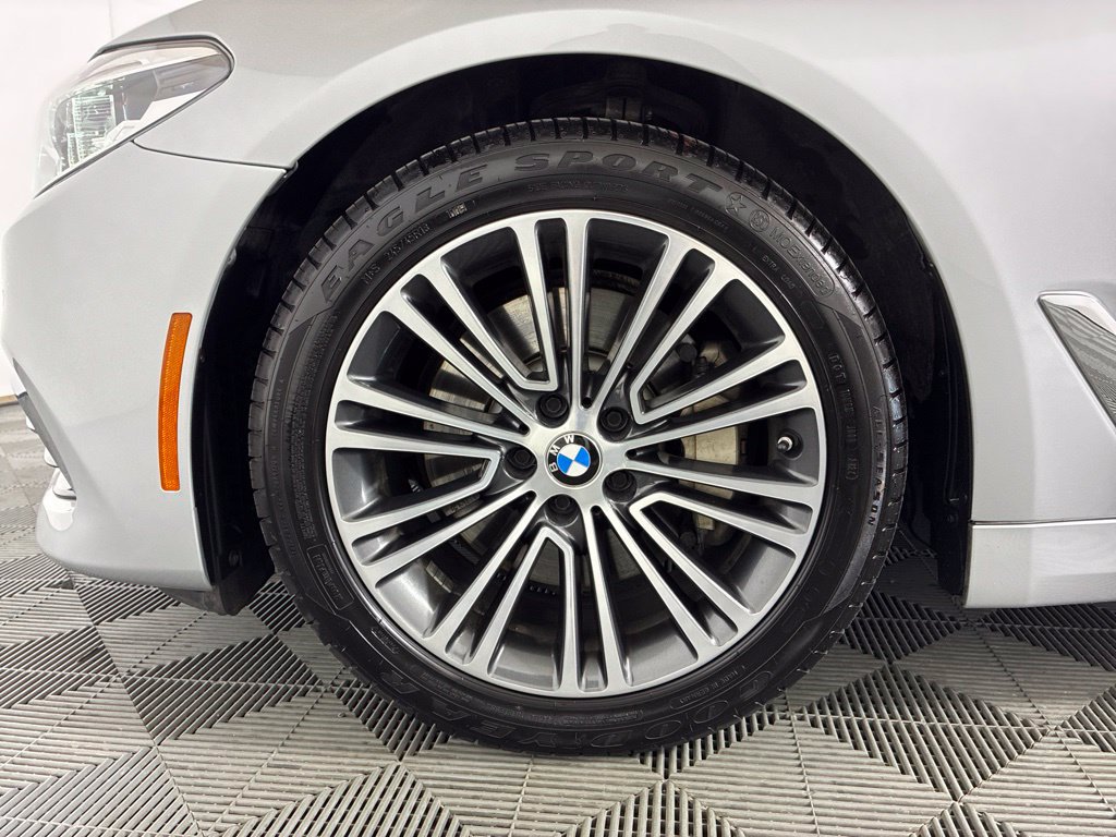 Used 2019 BMW 530i RWD image 8