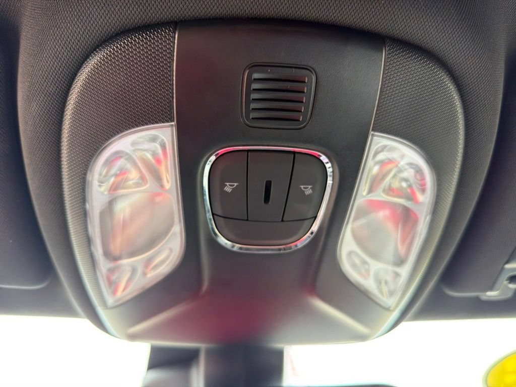 Used 2025 Jeep Compass Limited AWD/4WD image 28