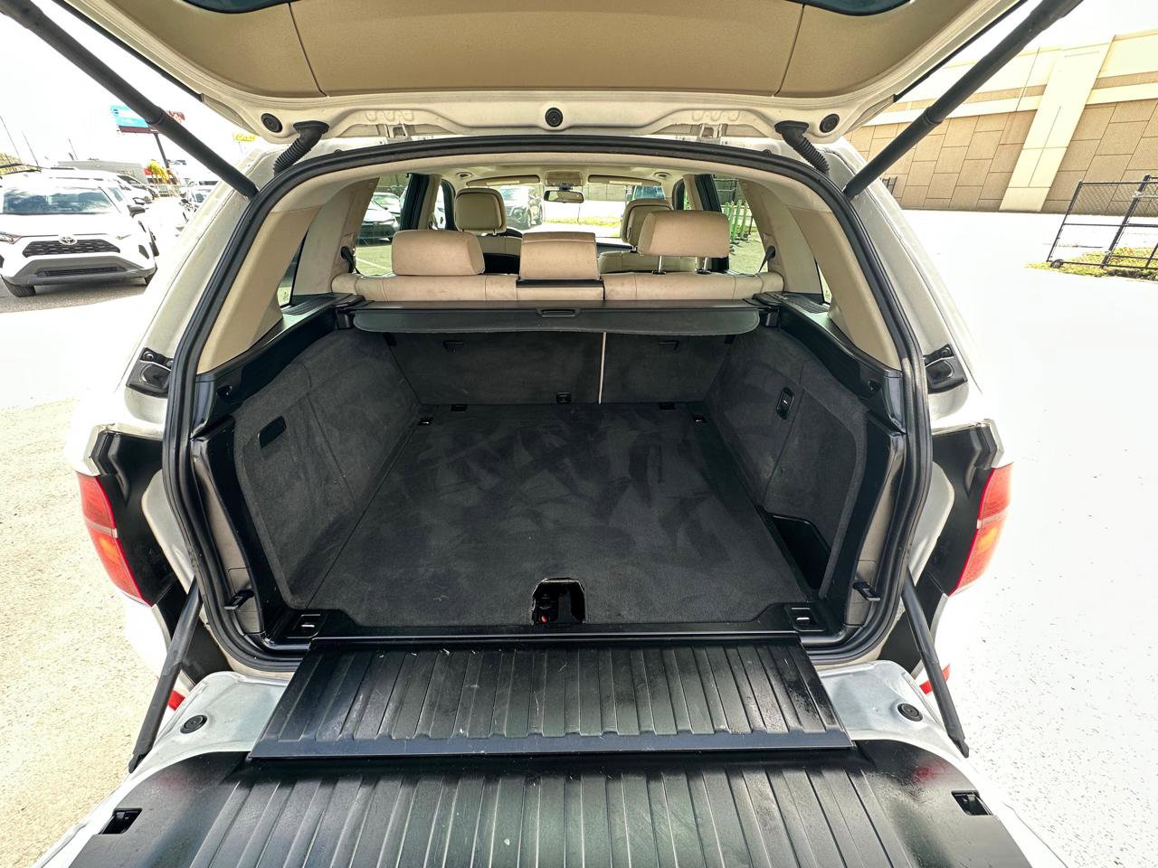 Used 2011 BMW X5 xDrive35i AWD/4WD image 11