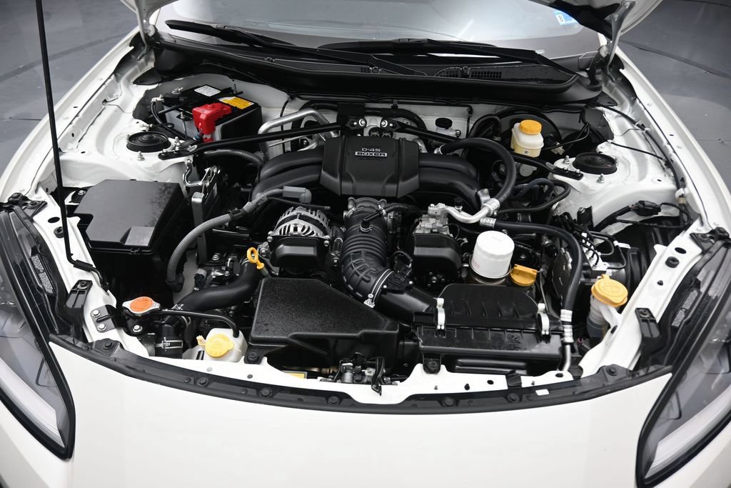 Used 2025 Toyota GR86 Premium w/ Performance Package RWD image 40