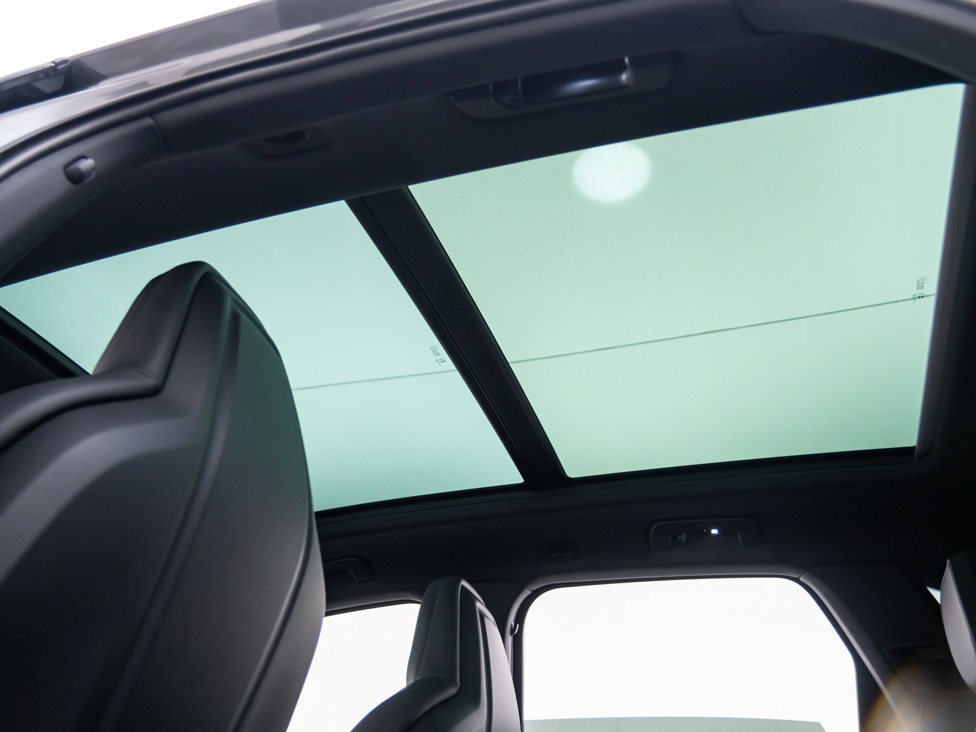 New 2026 Porsche Cayenne E-Hybrid AWD/4WD image 18