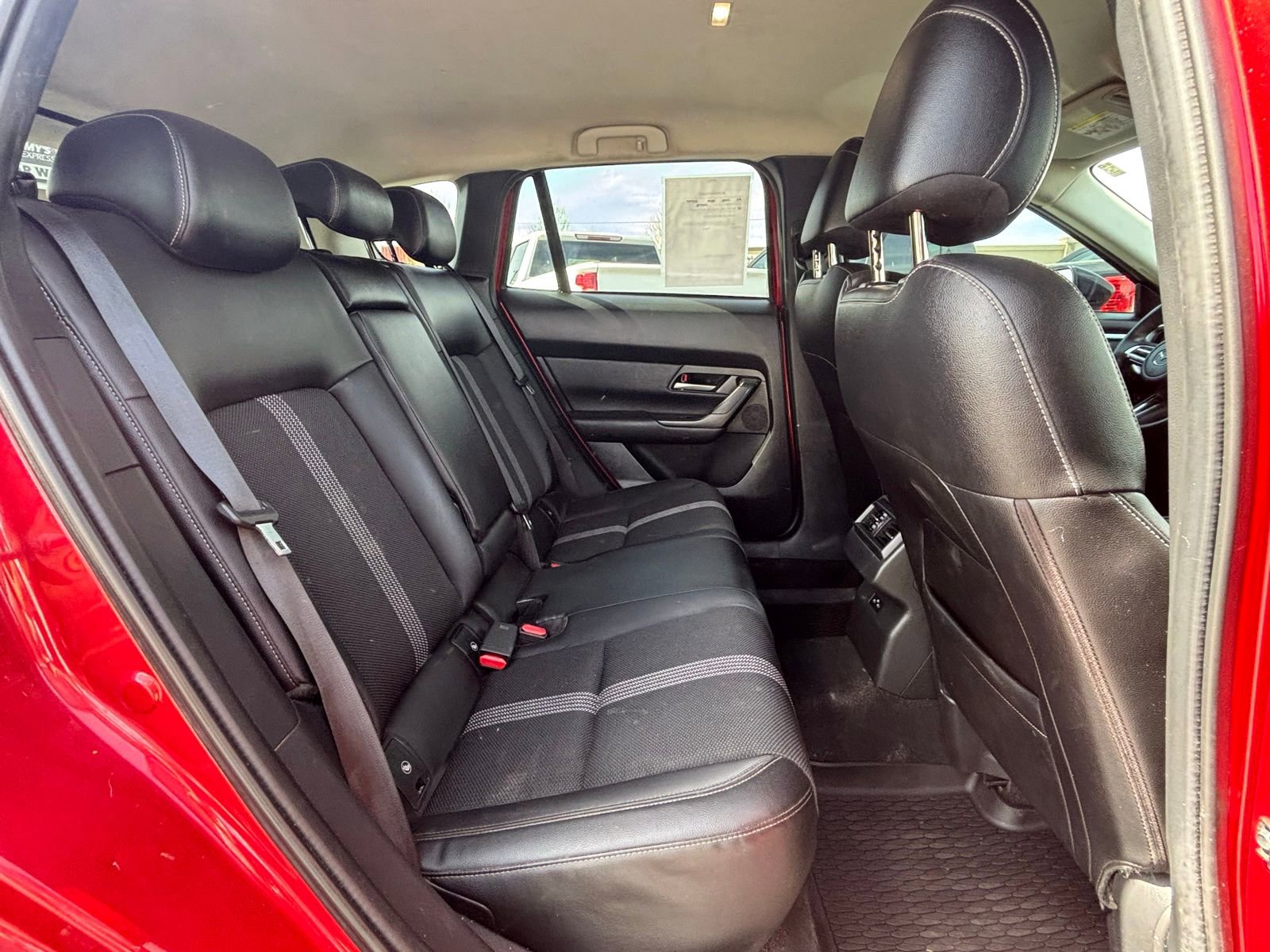 Used 2025 MAZDA CX-50 AWD 2.5 S w/ Weather Package image 22