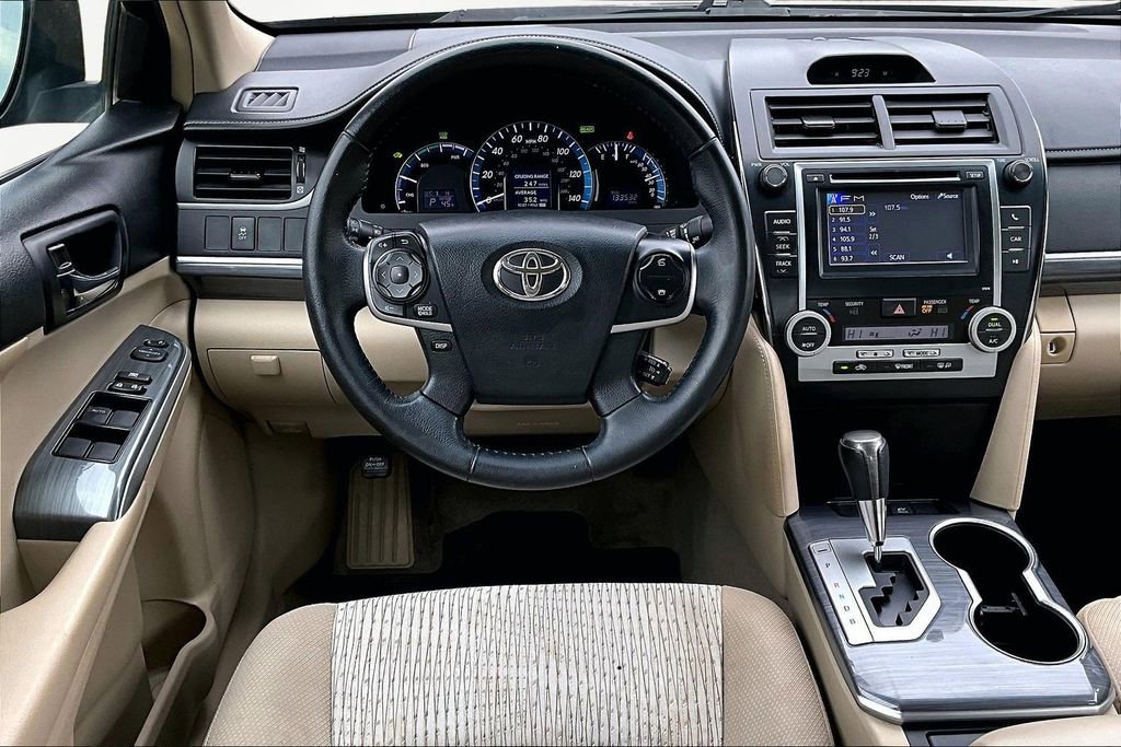 Used 2013 Toyota Camry XLE image 5
