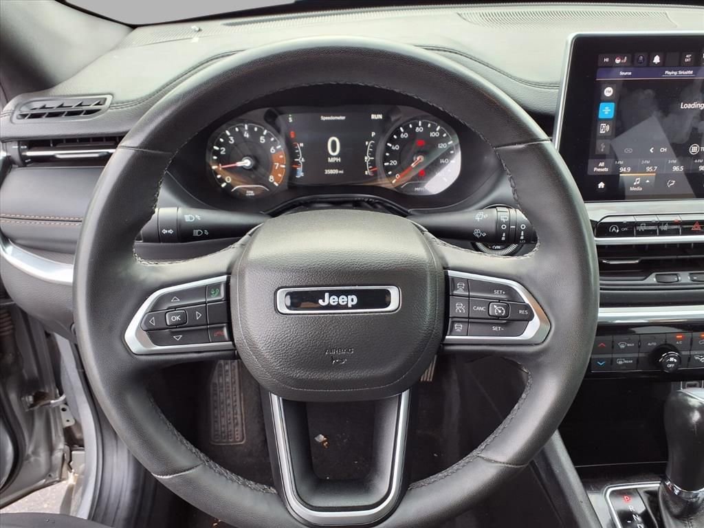 Used 2023 Jeep Compass Limited image 12