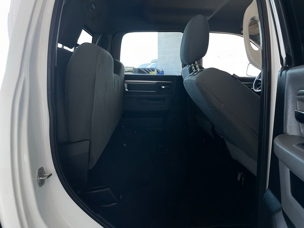 Used 2020 RAM 1500 Classic SLT AWD/4WD image 14