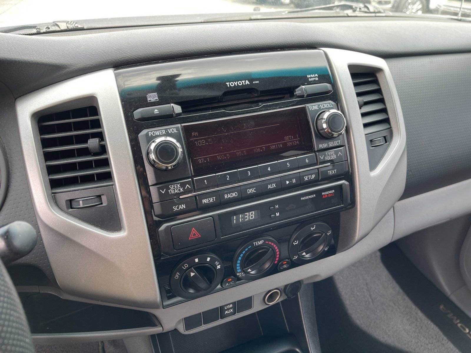 Used 2012 Toyota Tacoma PreRunner w/ SR5 Pkg RWD image 19