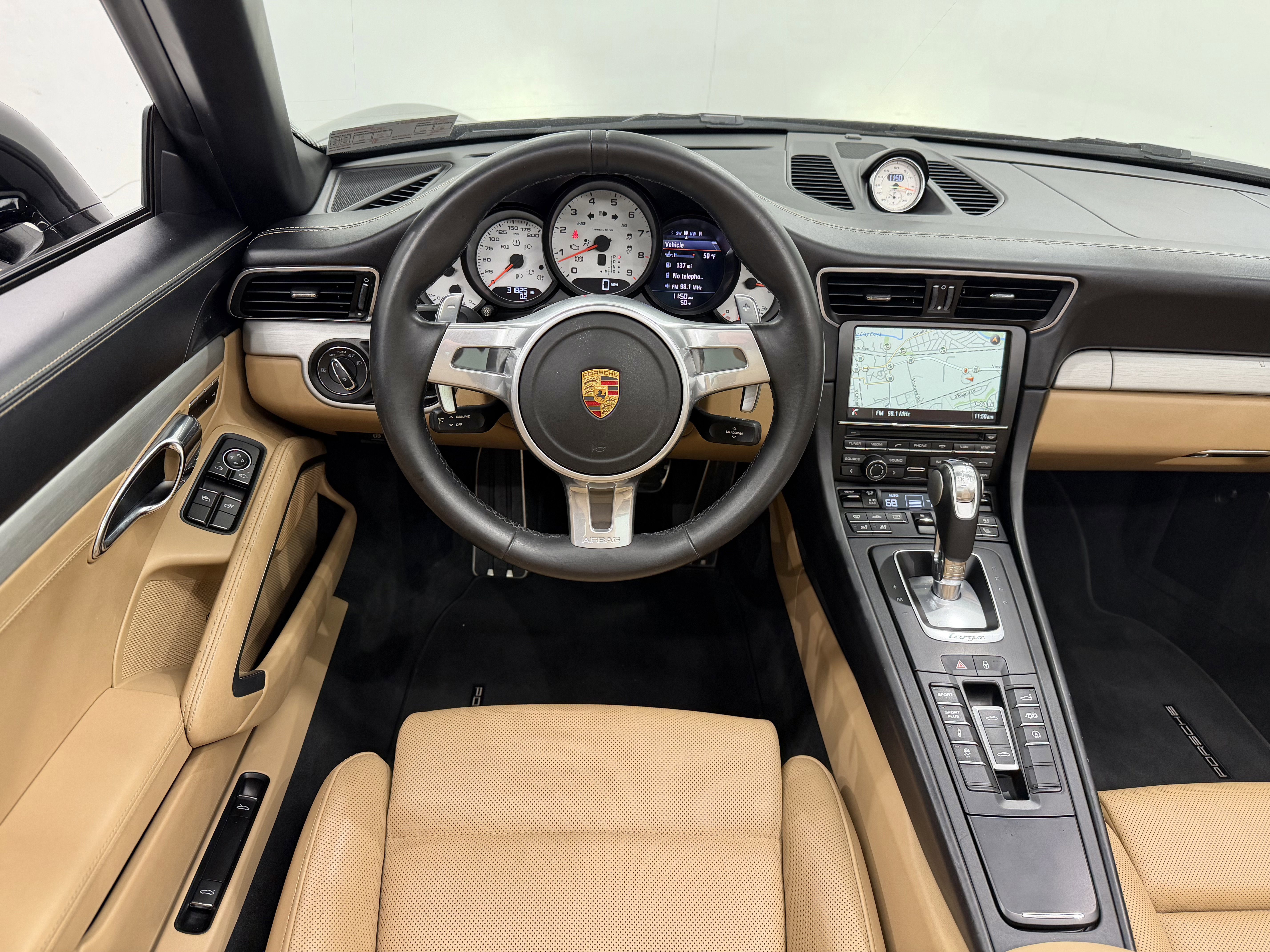 Certified 2016 Porsche 911 Targa 4S image 26